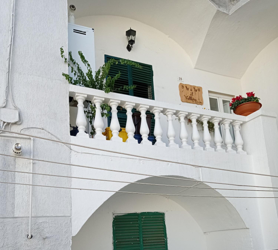 Others 4, Il Vallone, Taranto