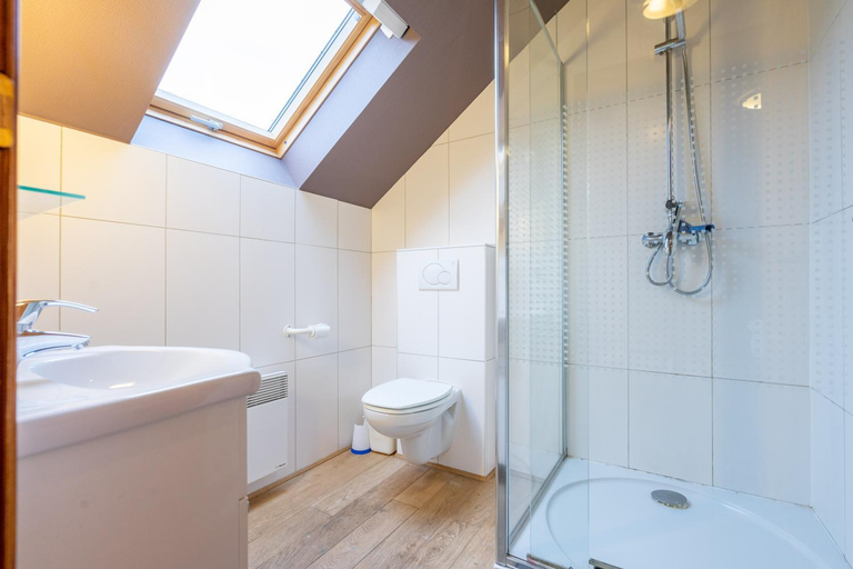 Bathroom 3, Au Coeur du Bois, Luxembourg