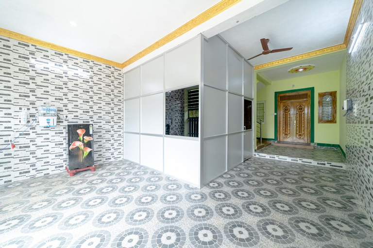 Others 5, Ameer Homes, Viluppuram