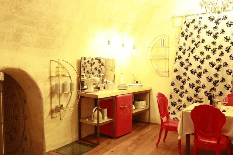 Others 3, Casa Linda, Matera