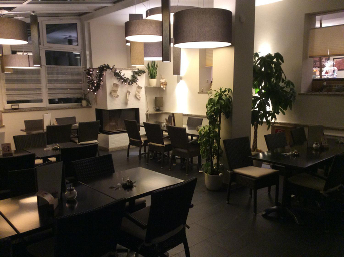 Others 5, Hotel Konditorei Cafe Dora, Hof