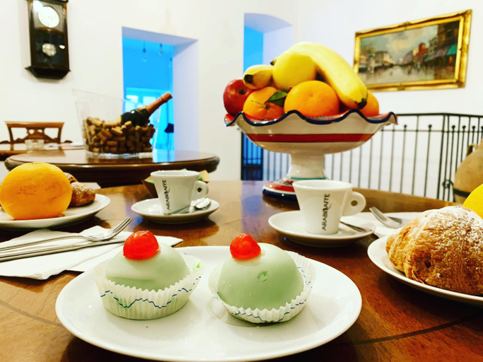 Food & Drinks 5, Nerello Suites and Rooms, Catania