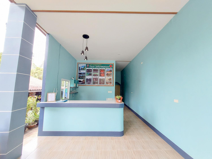 Others 5, Khao Sok Backpacker Hostel, Phanom