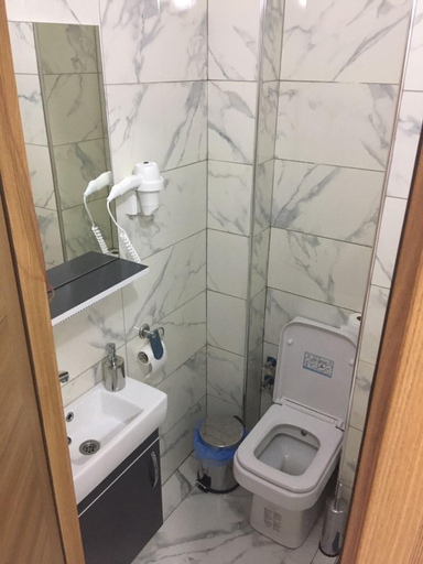 Bathroom 4, Moon Hotel Şirinevler, Bakırköy