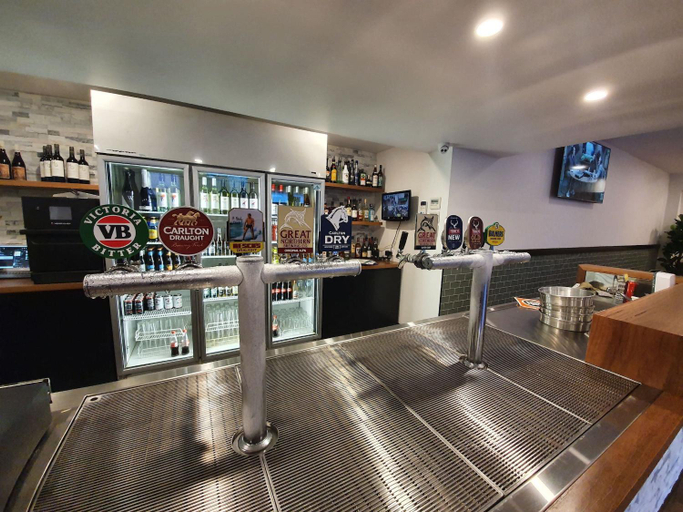 Others 4, Empire Hotel, Goulburn Mulwaree - Goulburn