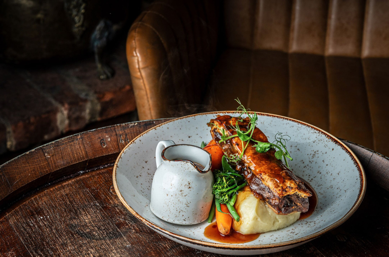 Food & Drinks 5, The Bull On The Green, East Sussex
