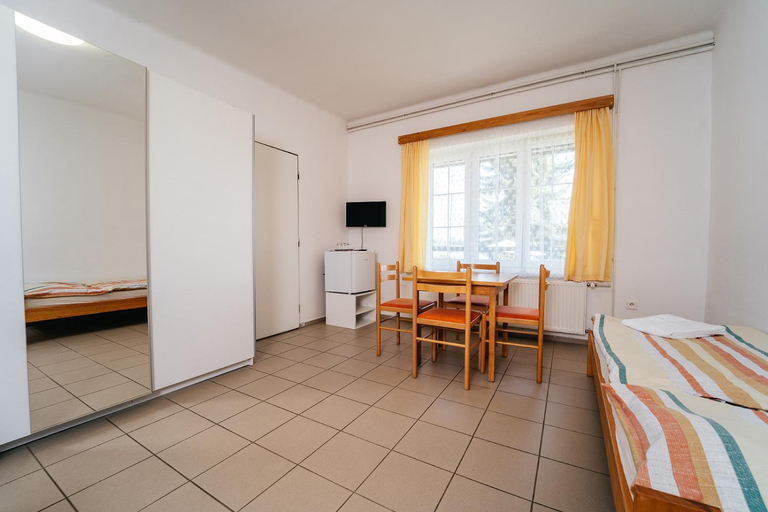 Bedroom 2, Resort Lesak, Jindřichův Hradec