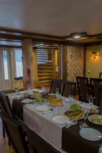 Food & Drinks 4, Synevyrskyj Chardash, Mizhhirs'kyi