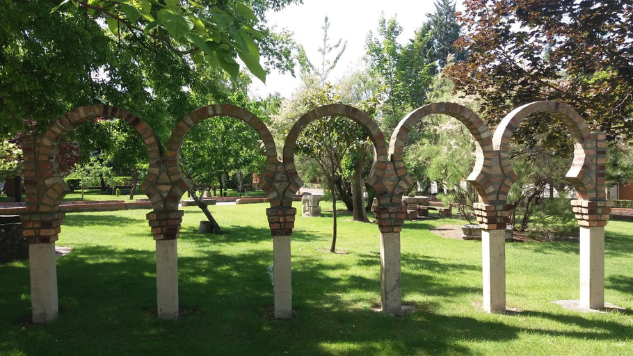 Others 4, Centro San Viator, Valladolid