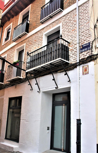 Others 2, Housingleon - Albergue Turistico Nama Hostel, León