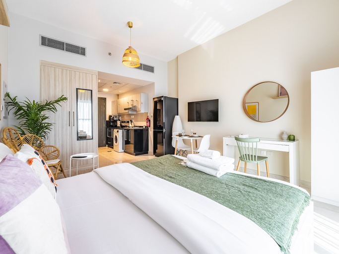 Bedroom 2, Charming Studio Escape With City View, Dubai