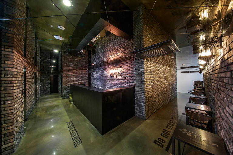 Others 5, Bundang (Seohyeon) Plein, Seongnam