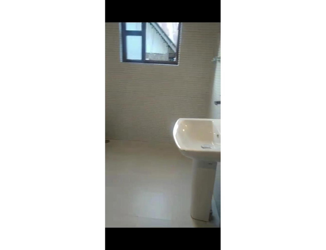 Bathroom 4, Hotel Amarnath Palace, Pahalgam, Anantnag