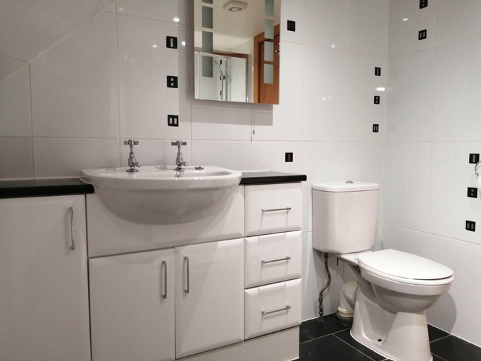 Bathroom, Nest Holiday Home, Stirling