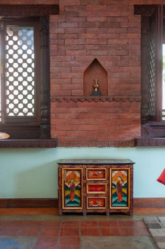 Others 5, New Orleans Apartment, Bagmati