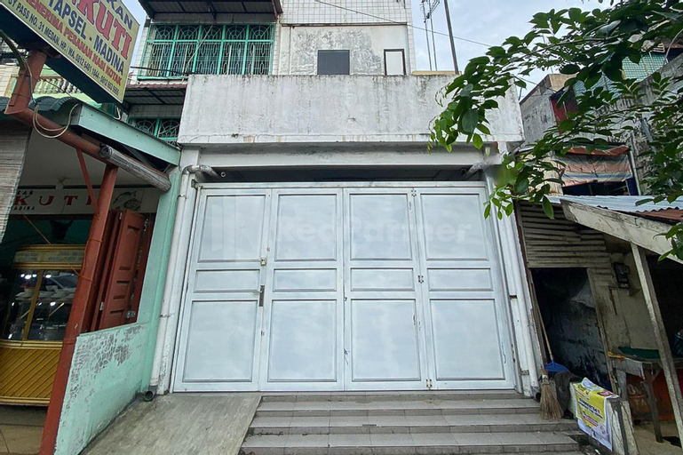 Exterior & Views 2, Mandala Residence RedPartner, Medan