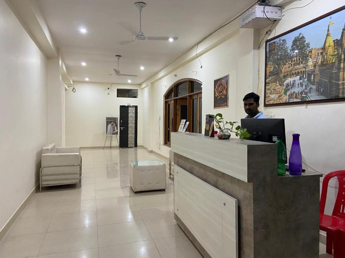 Public Area 3, Goroomgo Nath Palace Varanasi, Varanasi