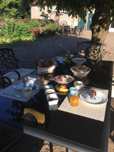 Food & Drinks 2, Gites La Tourelle, Saône-et-Loire