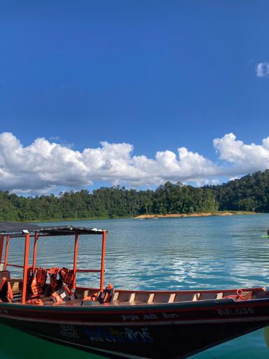 Others 4, Khao Sok Backpacker Hostel, Phanom