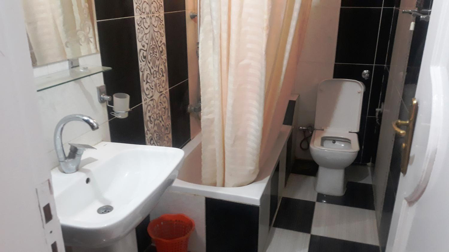 Bathroom 1, Adam and Eve House, Luxor