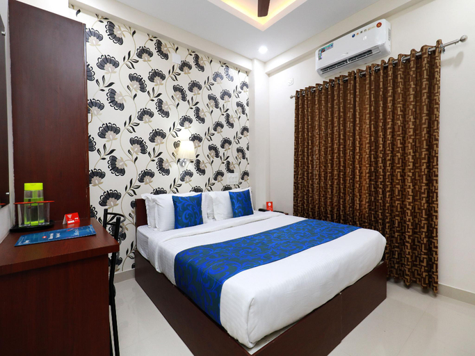 Bedroom 2, Almas Residency, Ernakulam