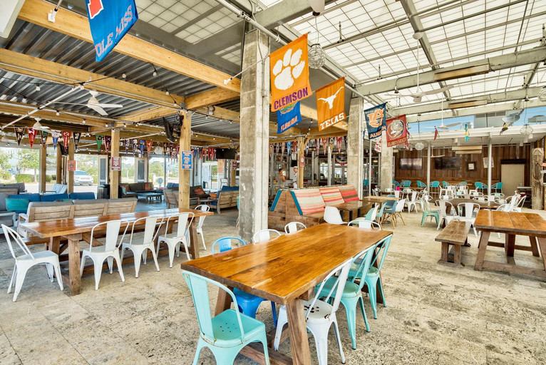 Food & Drinks 4, Prominence Rentals on 30A by Panhandle Getaways, Walton