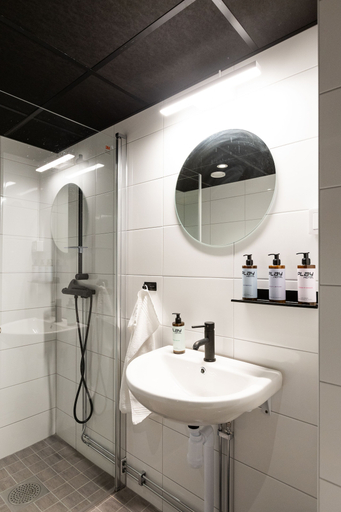 Bathroom 3, Playhotel, Mjölby