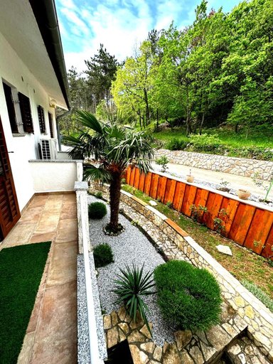 Others 5, Apartments Plavcic, Kršan