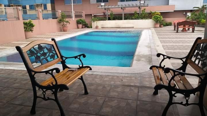 Swimming Pool 13