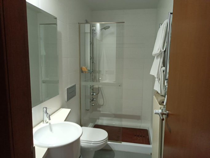 Bathroom 4, Hotel Casa das Capelas.S. XVI, Ourense