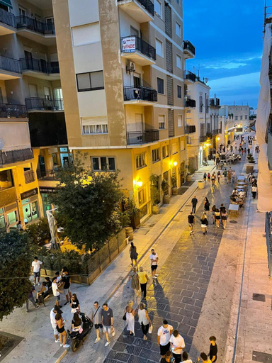Others 5, Suite 55 in centro, Barletta-Andria-Trani