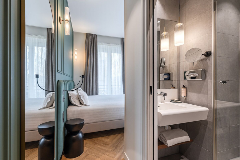 Bathroom 5, Hotel Elysée Secret, Paris