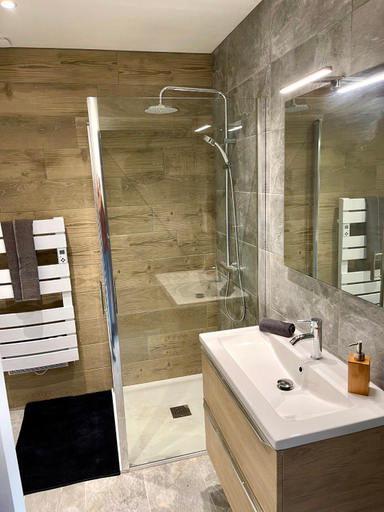 Bathroom, Le Rustique Vosgien, Vosges