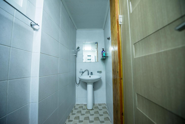 Bathroom 3, Starlight Rest Area , Jeonju
