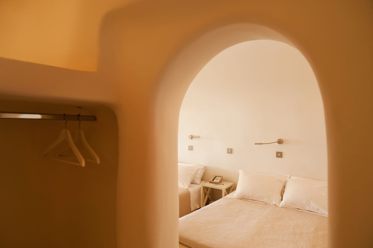 Bedroom 3, Kapari Natural Resort, South Aegean