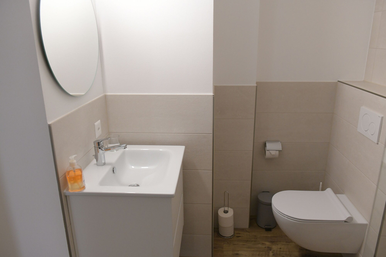 Bathroom 4, Albergo Diffuso, Porrentruy