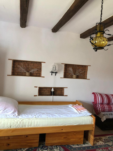 Bedroom, Facilitati cazare Raluca, Bunesti