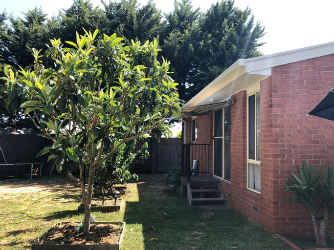 Charlie sweet home at Mornington Peninsula, Mornington P'sula - West