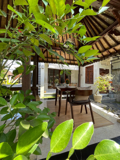 Food & Drinks 3, Pondok serayu, Gianyar