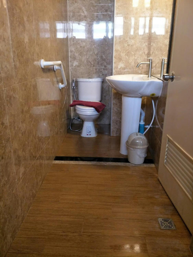 Bathroom 4, Sudyod Apartment, Bang Plad