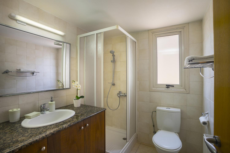 Bathroom 4, Meneou Beachfront Villa