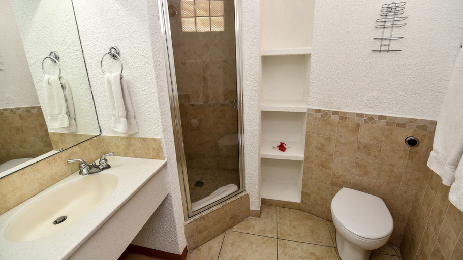 Bathroom 5, Jolly Beach Antigua - All-inclusive