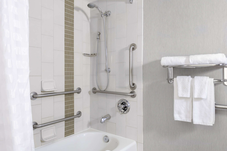 Bathroom 5, Hyatt Place Dallas/Arlington, Arlington