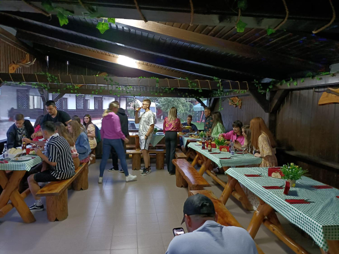 Food & Drinks 3, Casa Campulungeana, Campulung Moldovenesc