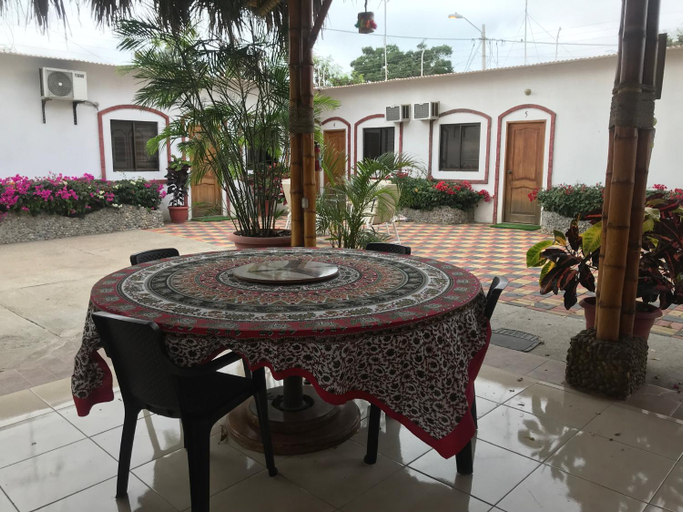 Food & Drinks 3, Casa Blue Tortuga, Santa Elena