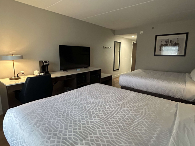 Bedroom 3, Best Western Plus Meadowlands, Secaucus