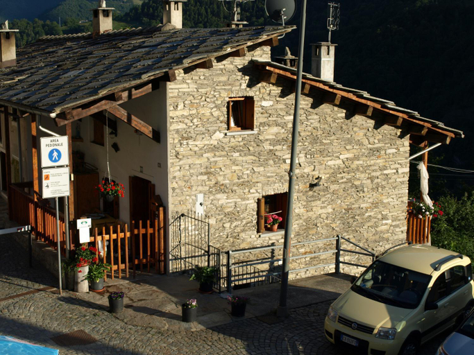 Others 2, B.&.B 44, Cuneo