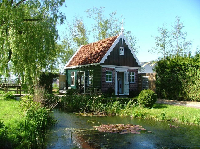 Others 3, B&B Saense huisje, Zaanstad