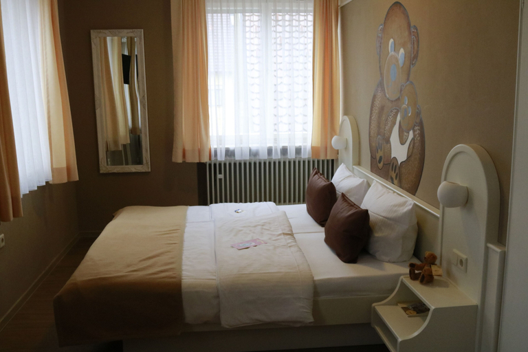Bedroom 3, Teddybärenhotel, Bodenseekreis