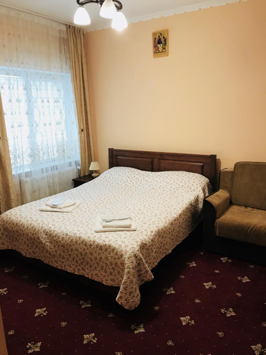 Bedroom 2, Amfora Hotel, Iavorivs'kyi